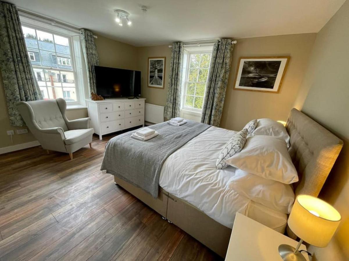 Lydney House Swaffham Sleeps 22 Vila Exterior foto