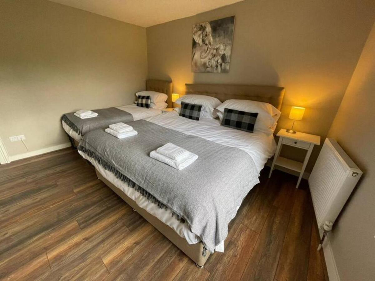 Lydney House Swaffham Sleeps 22 Vila Exterior foto