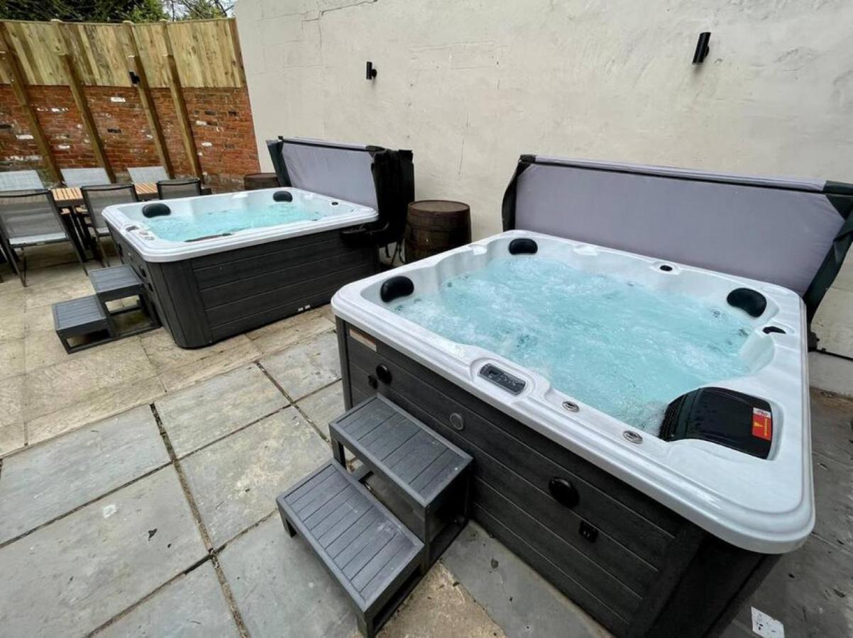 Lydney House Swaffham Sleeps 22 Vila Exterior foto