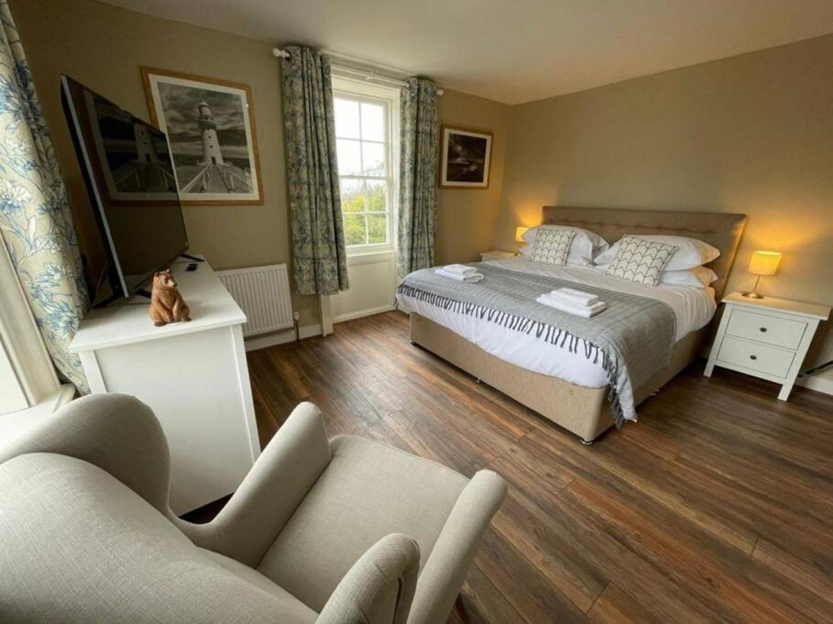 Lydney House Swaffham Sleeps 22 Vila Exterior foto